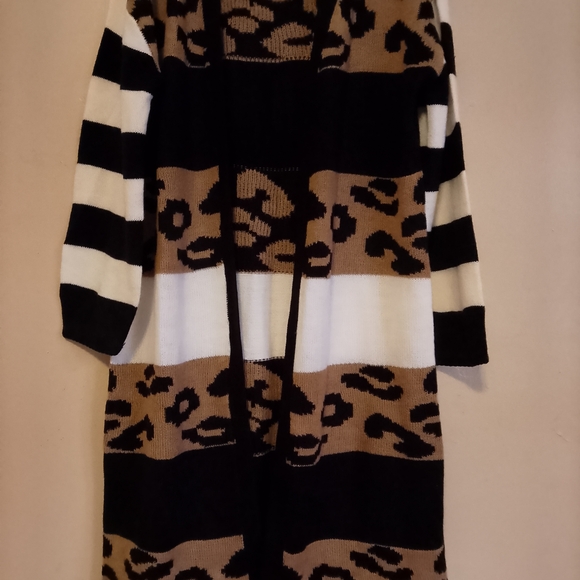 Sweaters - Leopard Print Striped Women's Sweater Like New